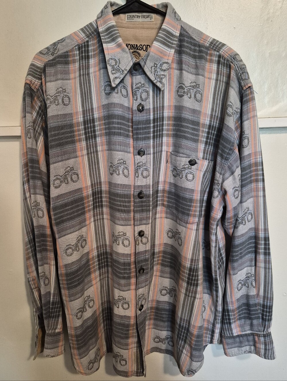 Country Fresh Lemon & Soda Trademark Plaid Button-Up Gray & Peach w Motorcycles